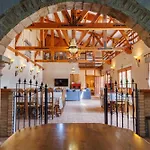 La Cerca Entre Hoces-10-20pax-amplios Espacios Comunes Tatil Evi Sebúlcor