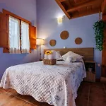 Tatil Evi La Cerca Entre Hoces-10-20pax-amplios Espacios Comunes