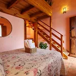 Tatil Evi La Cerca Entre Hoces-10-20pax-amplios Espacios Comunes *