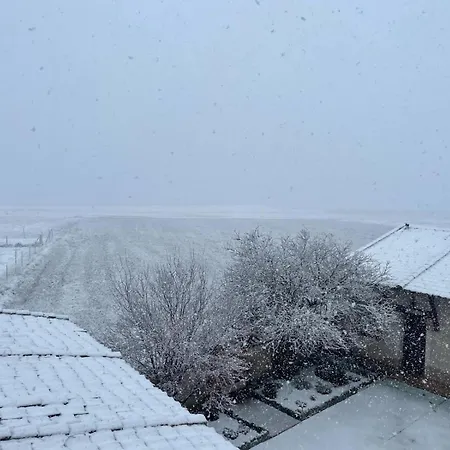 Сasa de vacaciones La Cerca Entre Hoces-10-20pax-amplios Espacios Comunes *