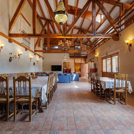 La Cerca Entre Hoces-10-20pax-amplios Espacios Comunes Tatil Evi