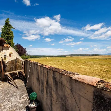 Сasa de vacaciones La Cerca Entre Hoces-10-20pax-amplios Espacios Comunes Sebúlcor