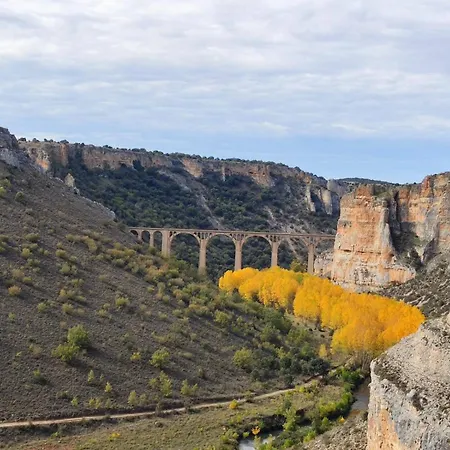 La Cerca Entre Hoces-10-20pax-amplios Espacios Comunes * Sebúlcor