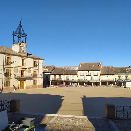 La Cerca Entre Hoces-10-20pax-amplios Espacios Comunes Сasa de vacaciones