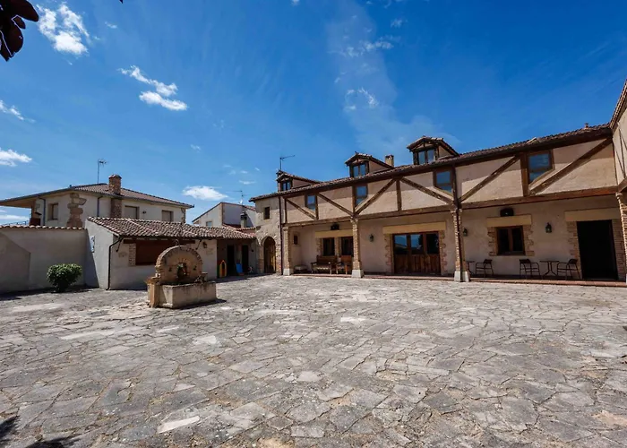 La Cerca Entre Hoces-10-20pax-amplios Espacios Comunes Holiday home