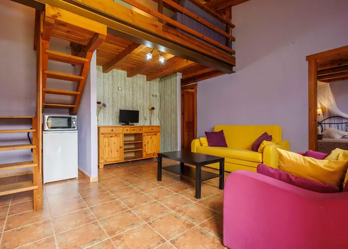 La Cerca Entre Hoces-10-20pax-amplios Espacios Comunes Holiday home